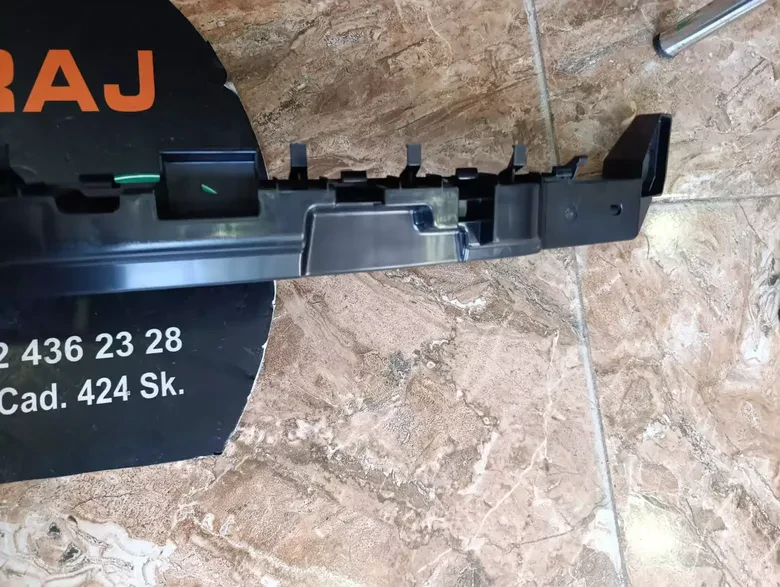 Tesla Model Y Arka Tampon Braketi Orta 1494045-00-A