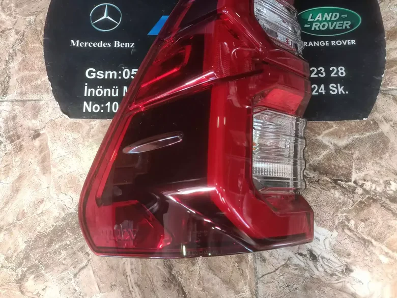 Toyota Hılux 2021-24 Sol Stop Ledli 81550-0K430