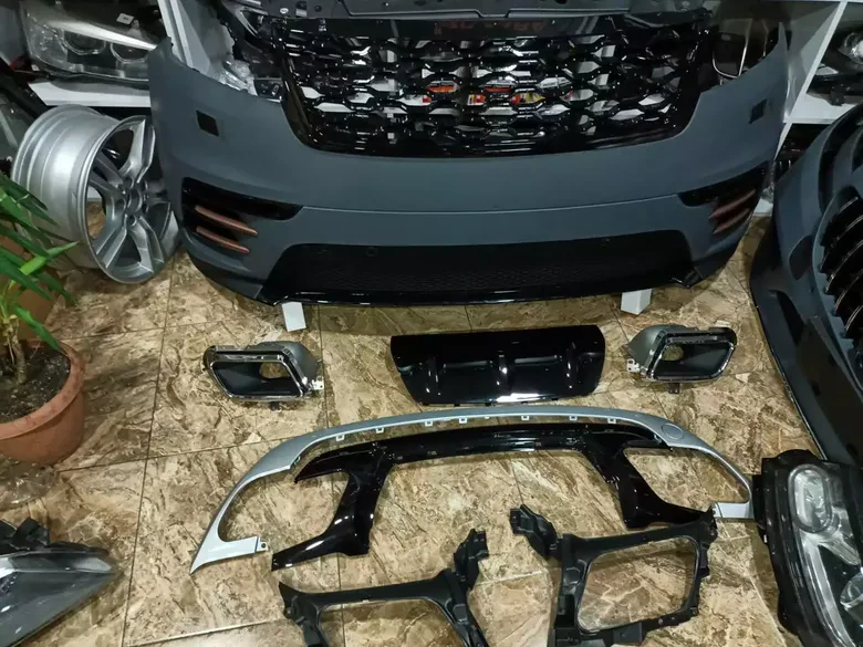 Velar 2017+ R Dynamic Body Kit Set