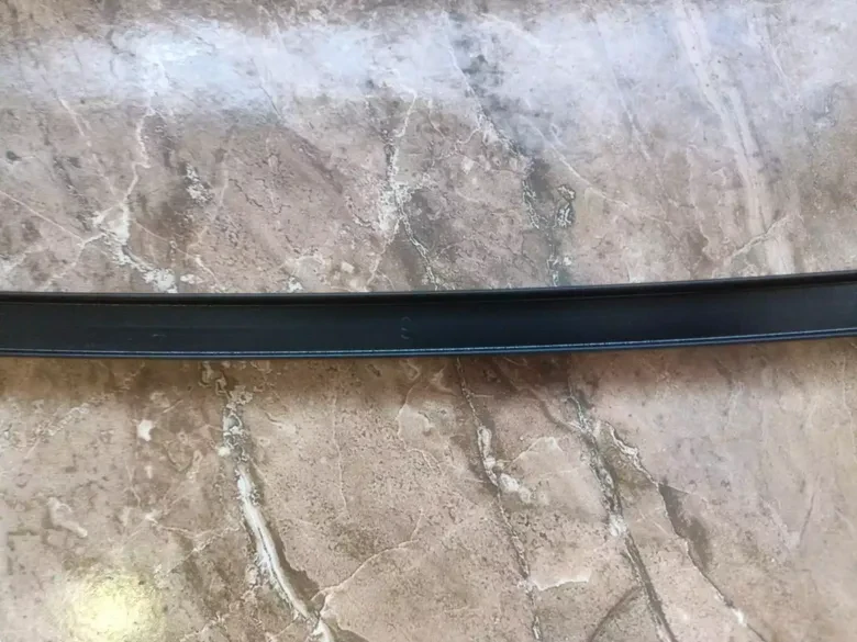 Volkswagen Amarok Arka Kapı Cam Çıtası Sıfır Orj 2H7839408