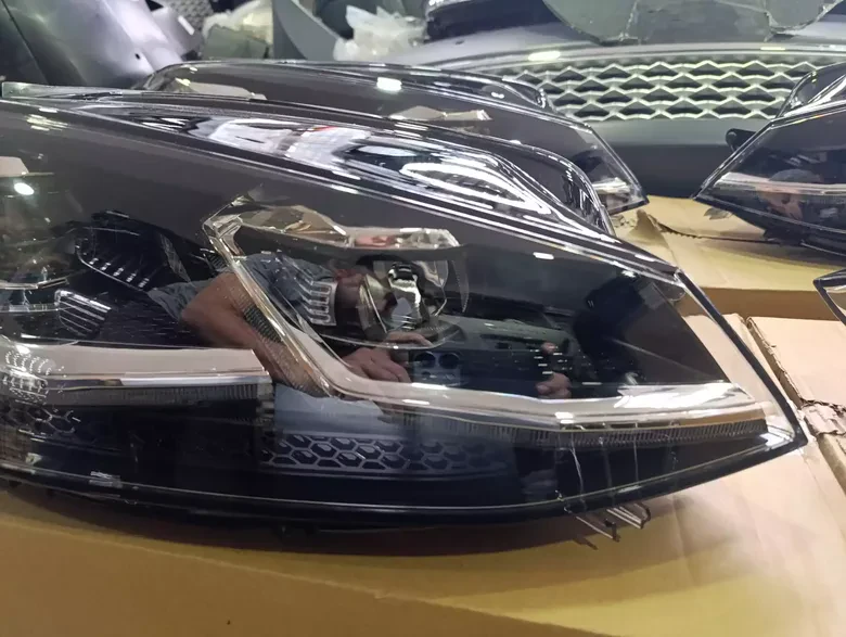 Volkswagen Golf 7 İçin 7.5 Görünüm LED Far
