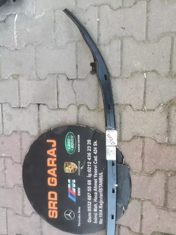 Volkswagen Golf 8 Ön Tampon Demiri 5H0807651E