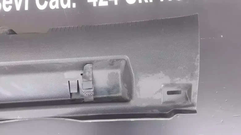 Volkswagen Jetta Arka Panel Kaplama Plastıği 5C6863459