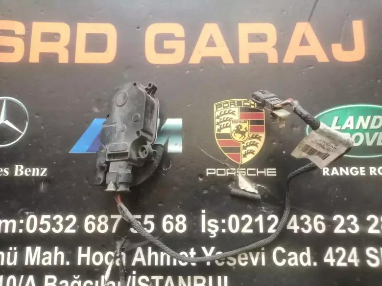 Volvo V40 Panjur Motoru 6466R420 Çıkma Orj