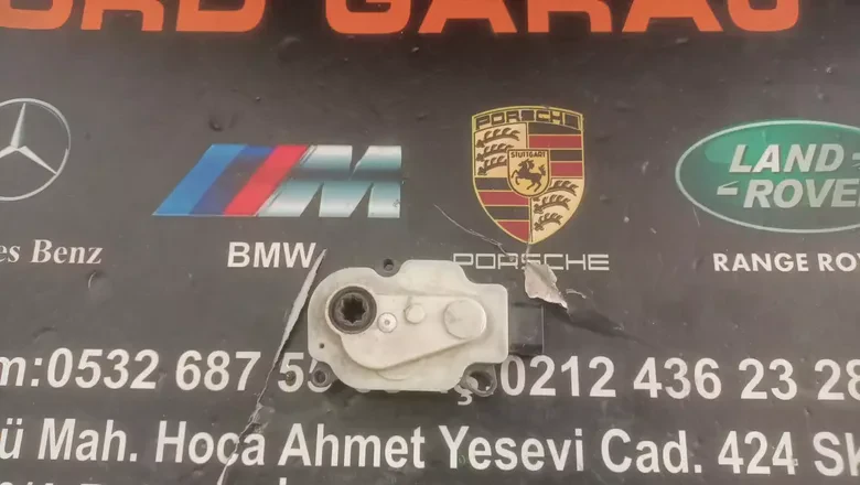Volvo V40 Panjur Motoru 6466R420 Çıkma Orj