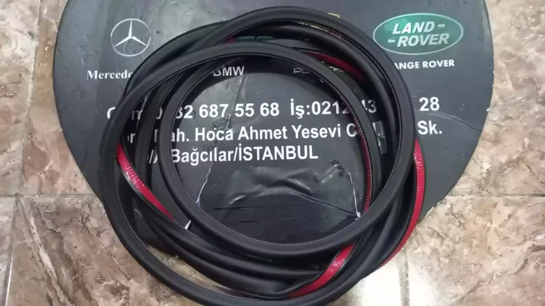Volvo XC60 2018-2020 Kapı Contası 31424346