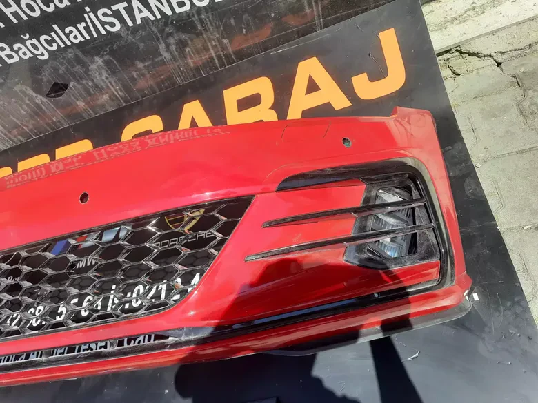 VW Golf 7.5 GTI Ön Tampon