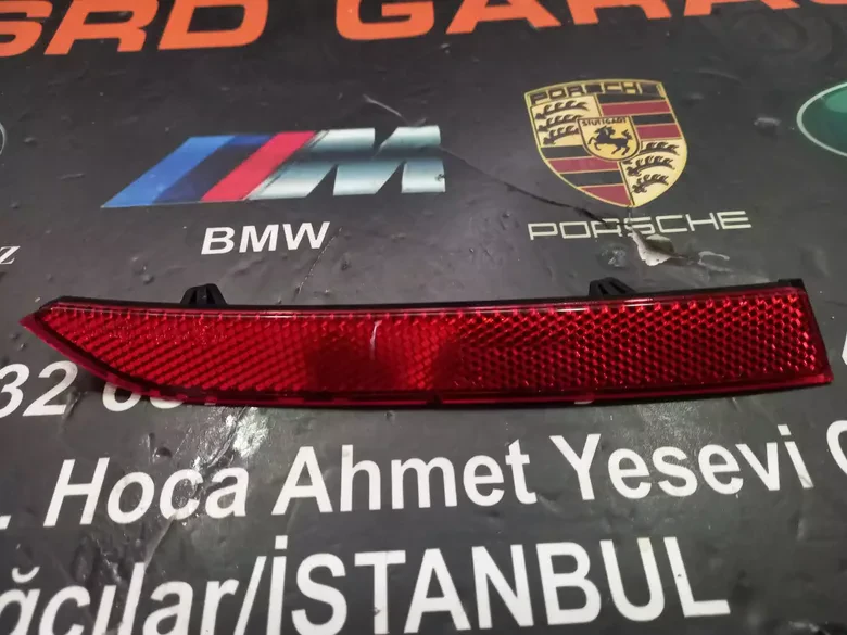 VW Passat 2015-18 Sağ Dış Arka Tampon Reflektörü 3G0945106B