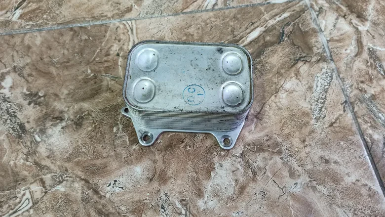 VW Polo, Jetta, Cc, Passat Yağ Soğutucu 03L117021C