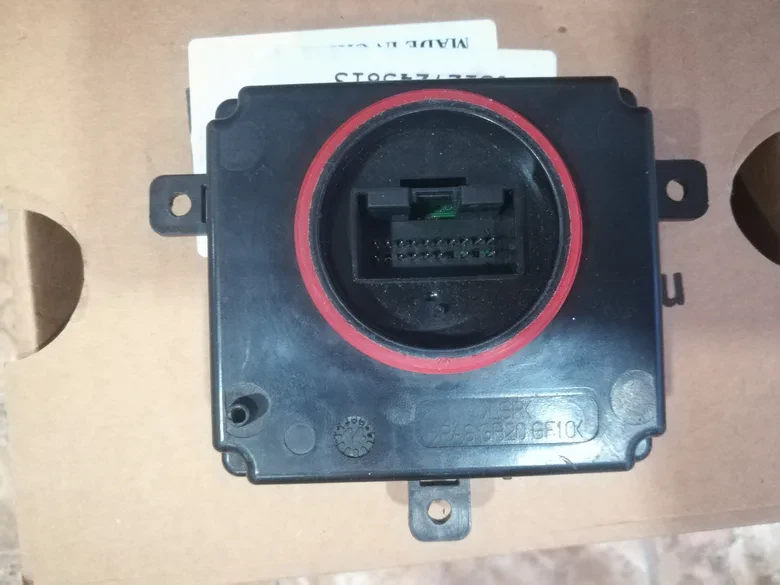 VW-Seat-Skoda-Audi Far Beyni 4G0.907.697.H-4G0.907.697.F