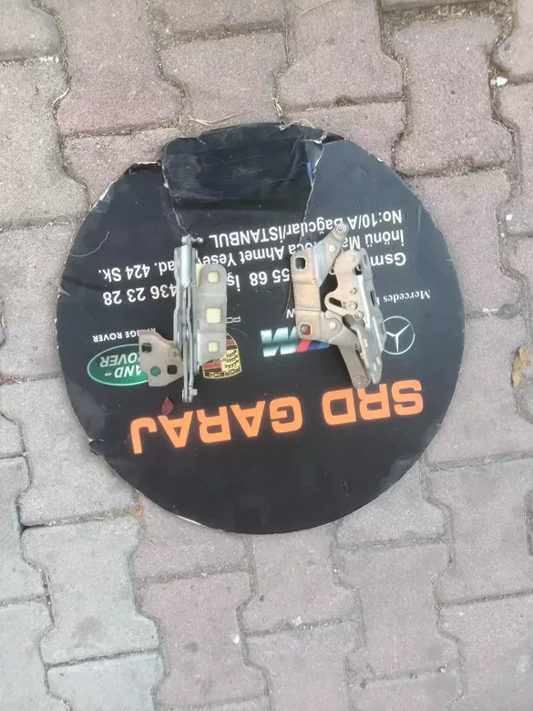 W166 ML Kaput Menteşesi Sağ Sol Sıfır Orjinal 1668800028-1668800128