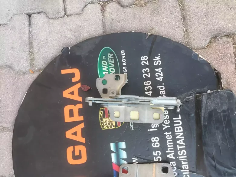 W166 ML Kaput Menteşesi Sağ Sol Sıfır Orjinal 1668800028-1668800128