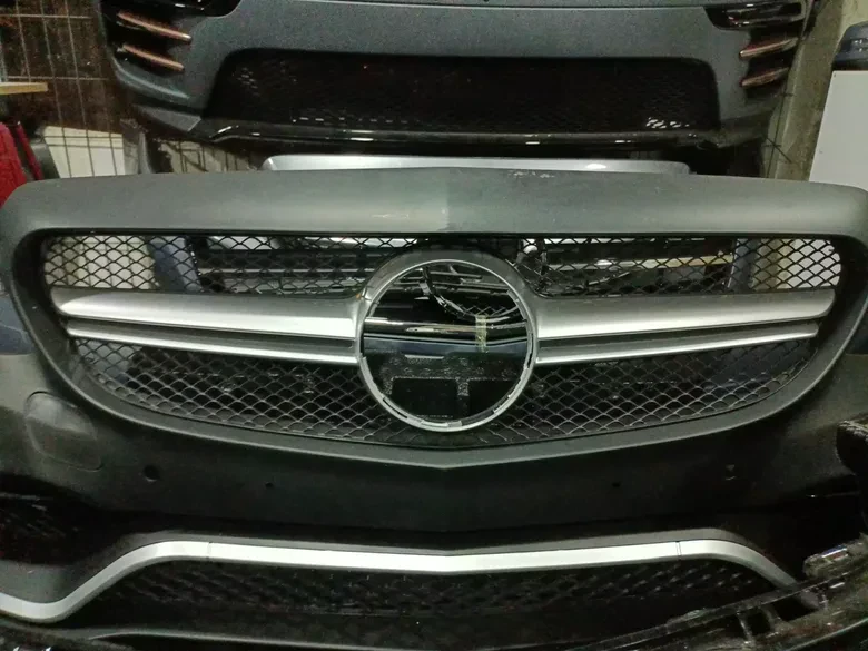 w205 C63 Ön Panjur 2200