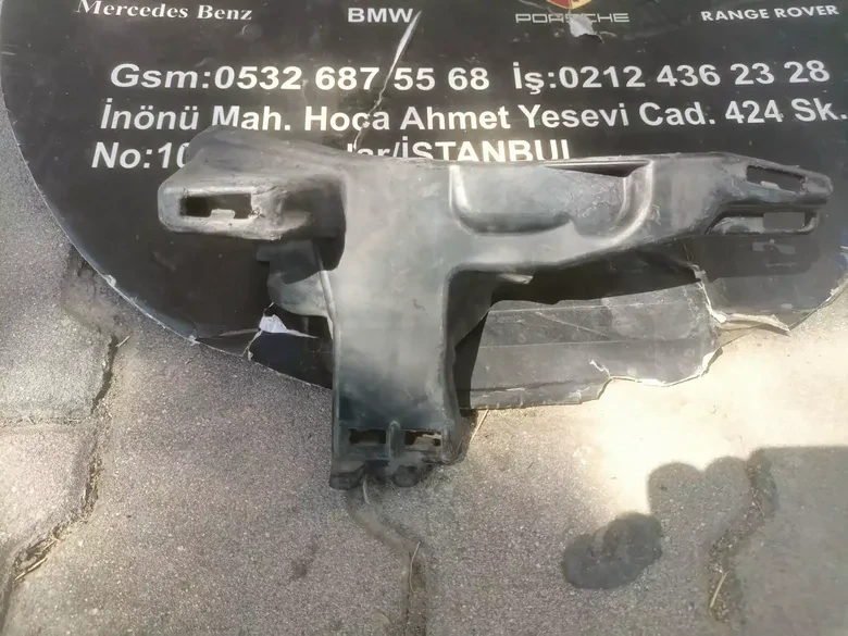 W207 Ön Tampon Braketi Sağ A2078850816