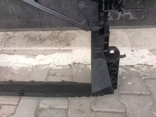Audi A3 2013-20 Ön Panel Sıfır Yns 8V0805588