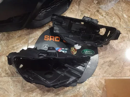 Audi A3 2016-19 Zenon Sağ Sol Far Kasası