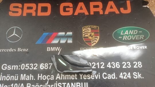 Audi A3 2021-23 Ön Tampon Çeki Demir Kapağı 8Y0807241A