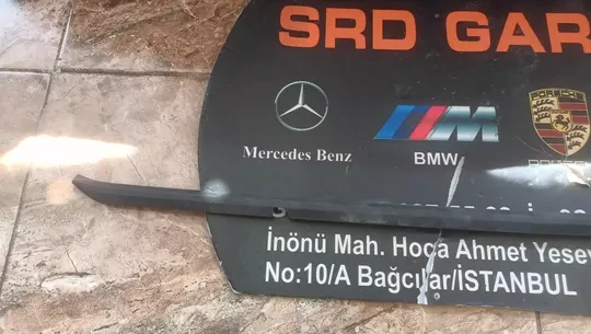 Audi A3 2021-23 Panjur Üst Çıtası 8Y0807837