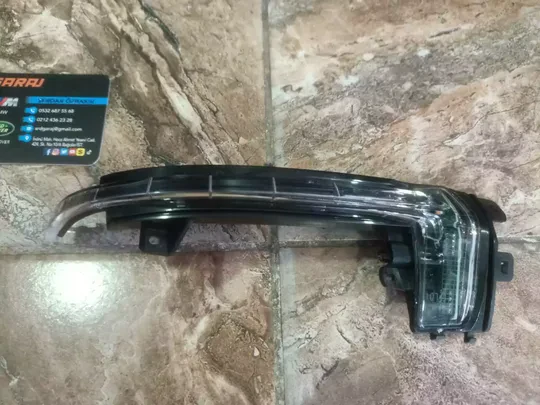Audi A3 A4 A5 Sağ Sol Ayna Sinyali 8K0949101D 8K0949102D