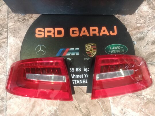 Audi A4 2013-16 Dış Sağ Sol Stop Sıfır Yns 8K5945095AC 8K5945096AC