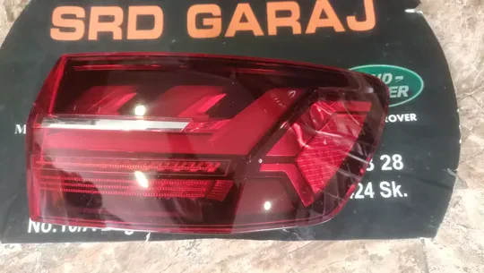 Audi A4 B9 2020- Sağ Dış Stop Çıkma Orj 8W9945092AC