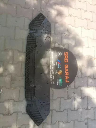 Audi A4 Ön Tampon Alt Muhafazası 8w0807611