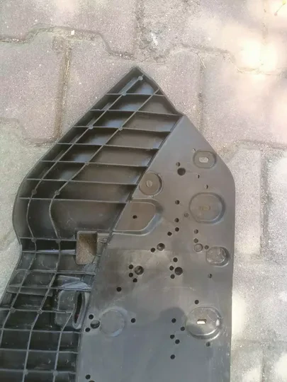 Audi A4 Ön Tampon Alt Muhafazası 8w0807611