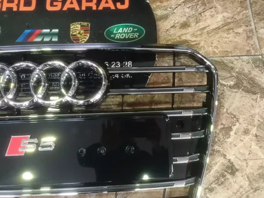 Audi A5 2012-15 S5 Panjur Krom Siyah Sıfır