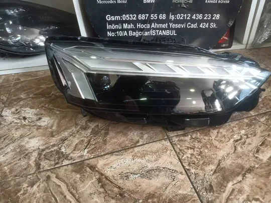 Audi A5 2020-2023 Sağ Far 8W6941040
