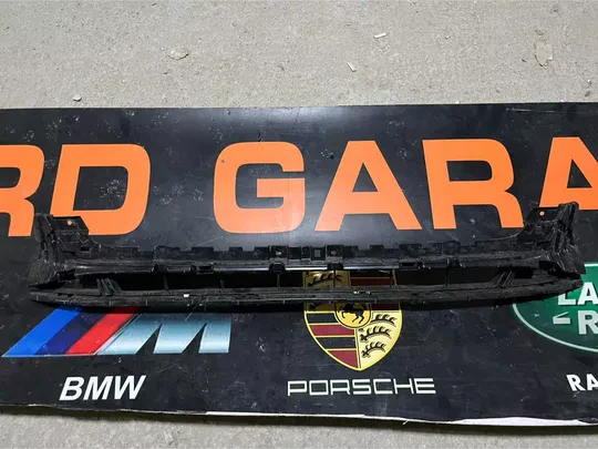 Audi A5 2020- Ön Tampon Orta Izgarası Çıkma Orj 8W6807683D