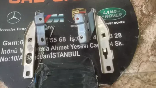 Audi A5 Sportback 2015- Kaput Menteşesi 8T0323302 8T0323301