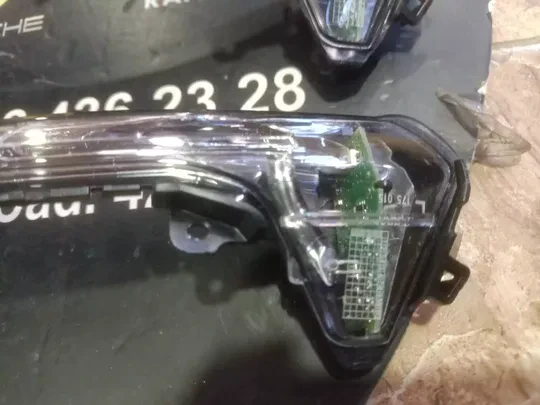 Audi A6 2012 2018 Sağ Sol Ayna Sinyali 4G5949101B 4G5949102B