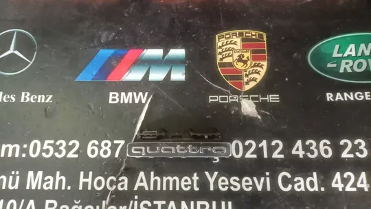 Audi A6 2018- Panjur Logosu Quattro 4K0853736