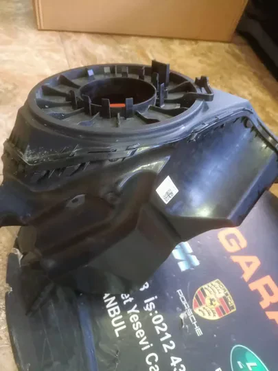 Audi A6 2019 2024 Hava Filtre Kutusu 4K0133838AB