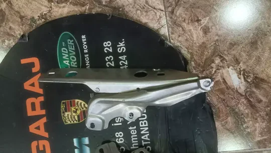 Audi A6 C7 Sağ Sol Kaput Menteşesi 4GD823302 4GD323301
