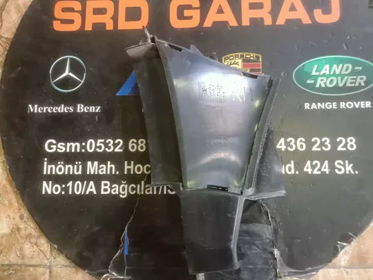 Audi A6 S6 2020- Sağ Hava Kanalı Braketi 4K0121764
