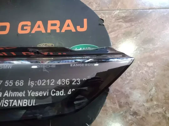 Audi A7 2019 2022 Sağ Far Camı