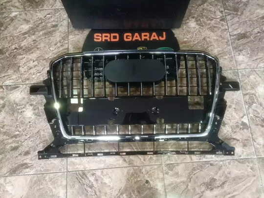 Audi Q5 2013-17 Krom Siyah Panjur 8R0853651AL