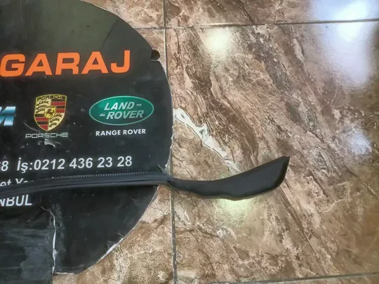 Audi Q7 Sağ Arka Kapı Fitili 4M0839718B