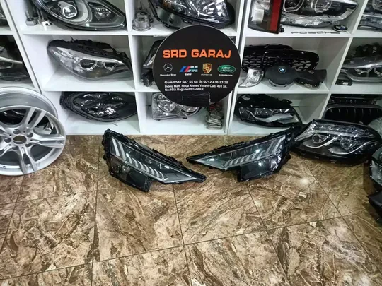 Audi Q8 Sağ Sol Matrix LED Far