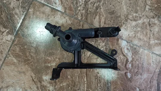 BMW 1,3 Serisi F20 F30 F35 İlave Su Pompası 11518616992