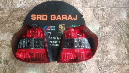 BMW 1 Serisi E87 2004-07 Sağ Sol Füme Stop 0397035 0397034
