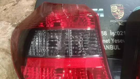 BMW 1 Serisi E87 2004-07 Sağ Sol Füme Stop 0397035 0397034