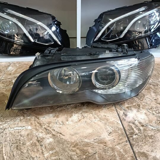BMW 3 Serisi E46 Adaptif Sol Zenon Far