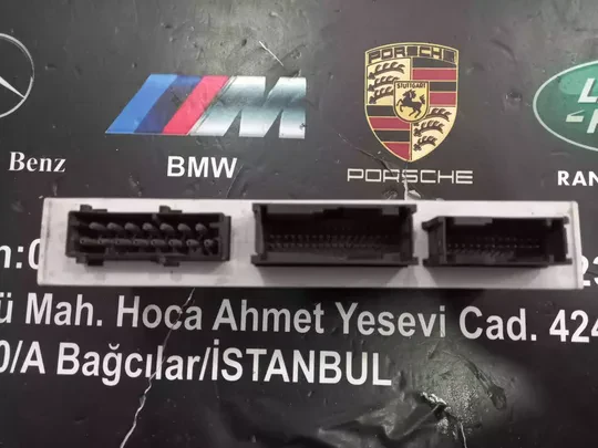 BMW 3 Serisi E46 Gövde Kontrol Modülü 8385538