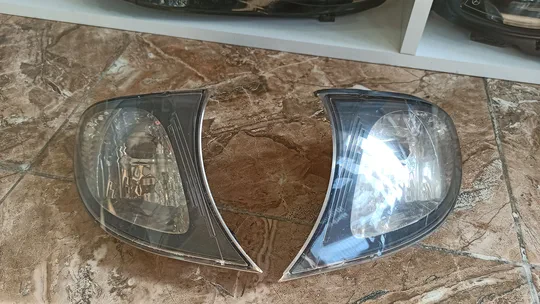 BMW 3 Serisi E46 Sağ Sol Sinyal