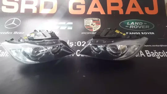 BMW 3 Serisi E90 2005 2008 Zenon Sağ Sol Far 7161667-668