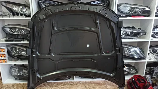 BMW 3 Serisi E90 Ön Kaput