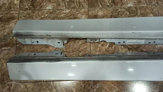 BMW 3 Serisi F30 F31 Sağ Sol Marşbiyel Kaplaması