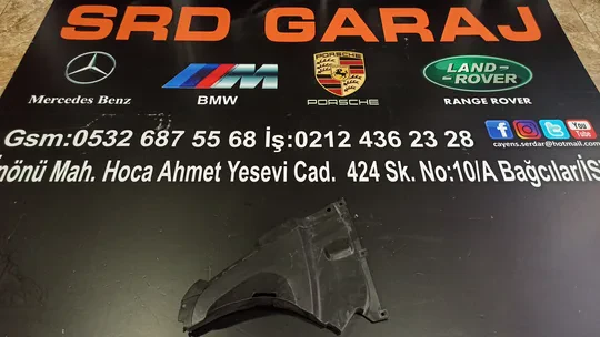 BMW 3 Serisi F30 Ön Tampon Alt Yarasa Davlumbazı